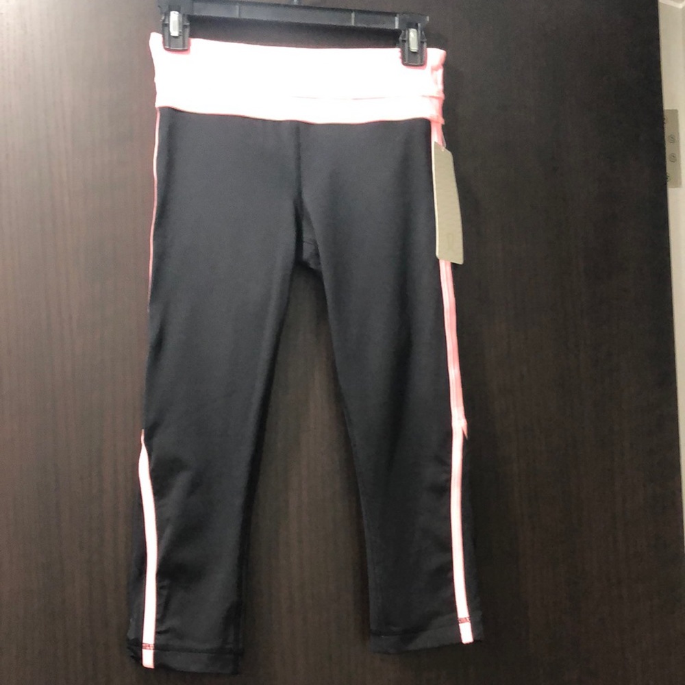 Lululemon Up The Pace Crop